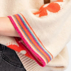 Flower Jacquard Contrast Color Elegant Knitted