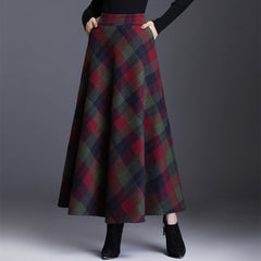 Woolen plaid skirt