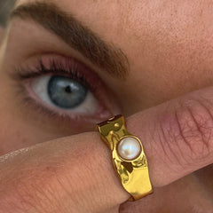 Fresh Water Pearl Inlay Vintage Ring