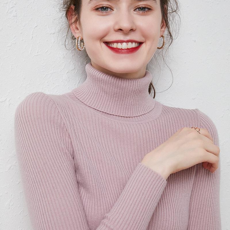 Turtleneck Sweater Slim Padded Inner Style