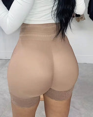 High-waisted Two-layer Lace Paneled Hip-lifting Shorts