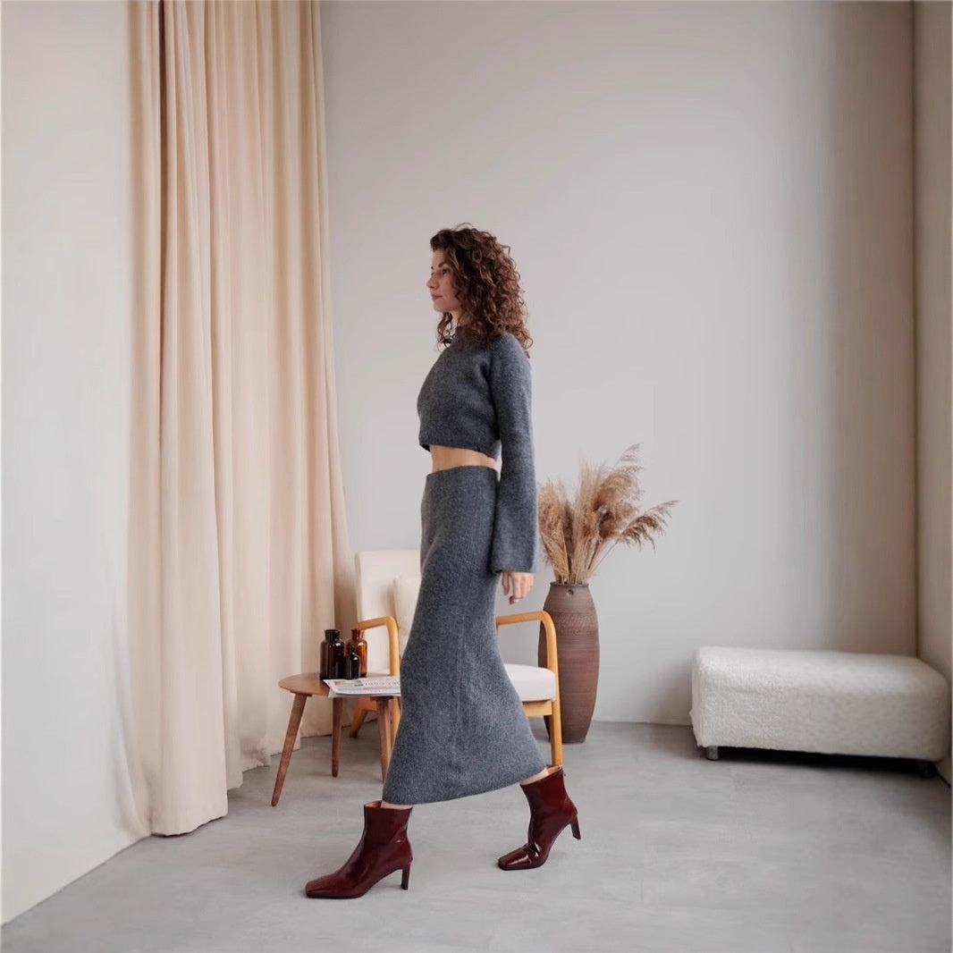 High-grade Off-shoulder Sweater Suit Bag Hip Bottoming Skirt