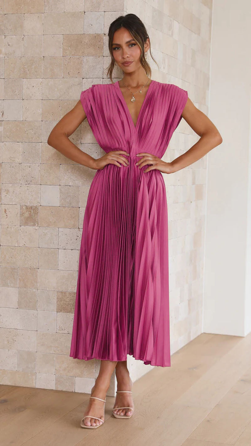 V-Neck Pleated Sleeveless Dress â€?Casual Loose Fit with Zip Detail