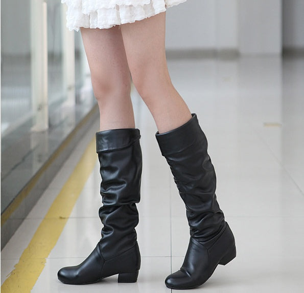 Boots, winter, short and white, brown, black, high boots, ladies' boots.