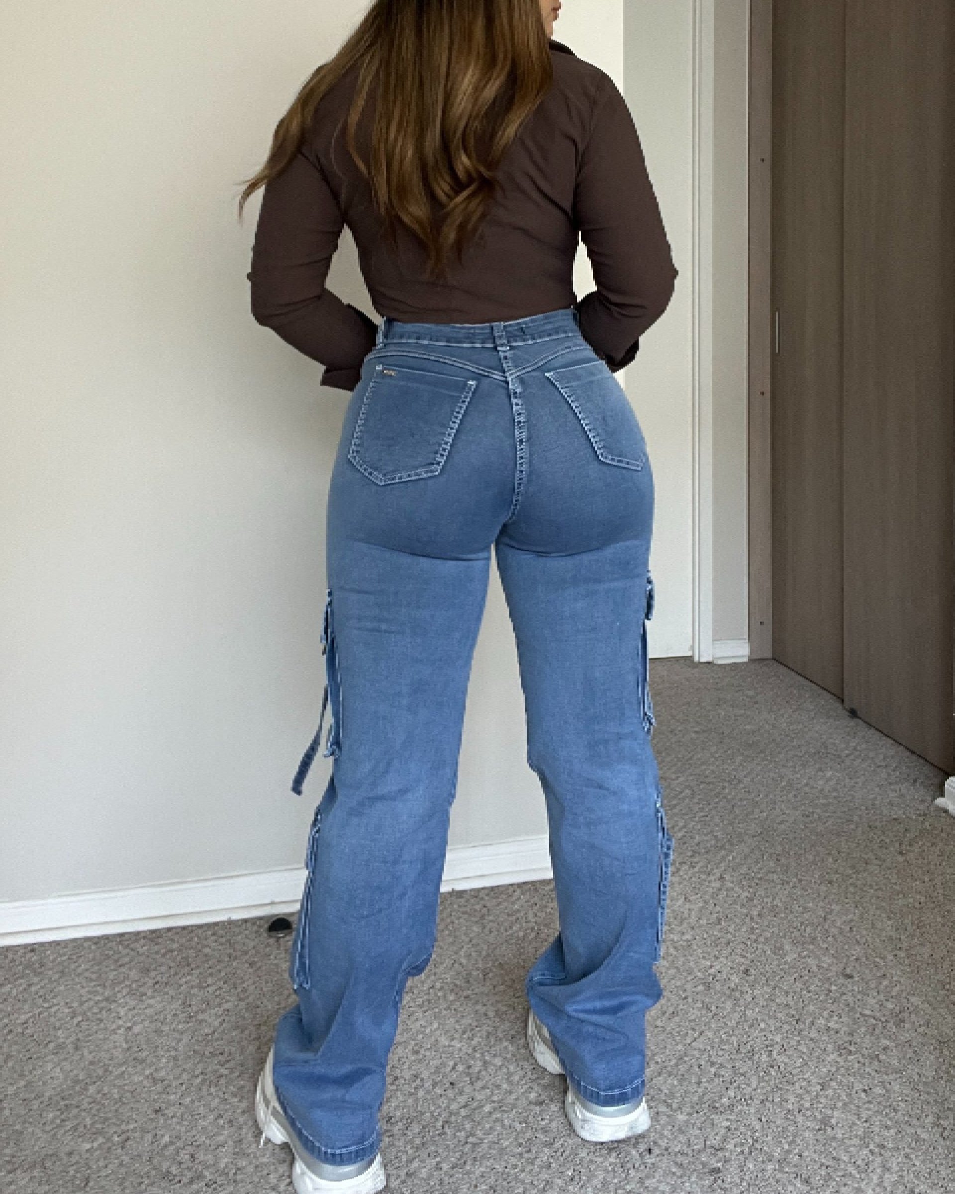 High-Waist Multi-Pocket Cargo Jeans