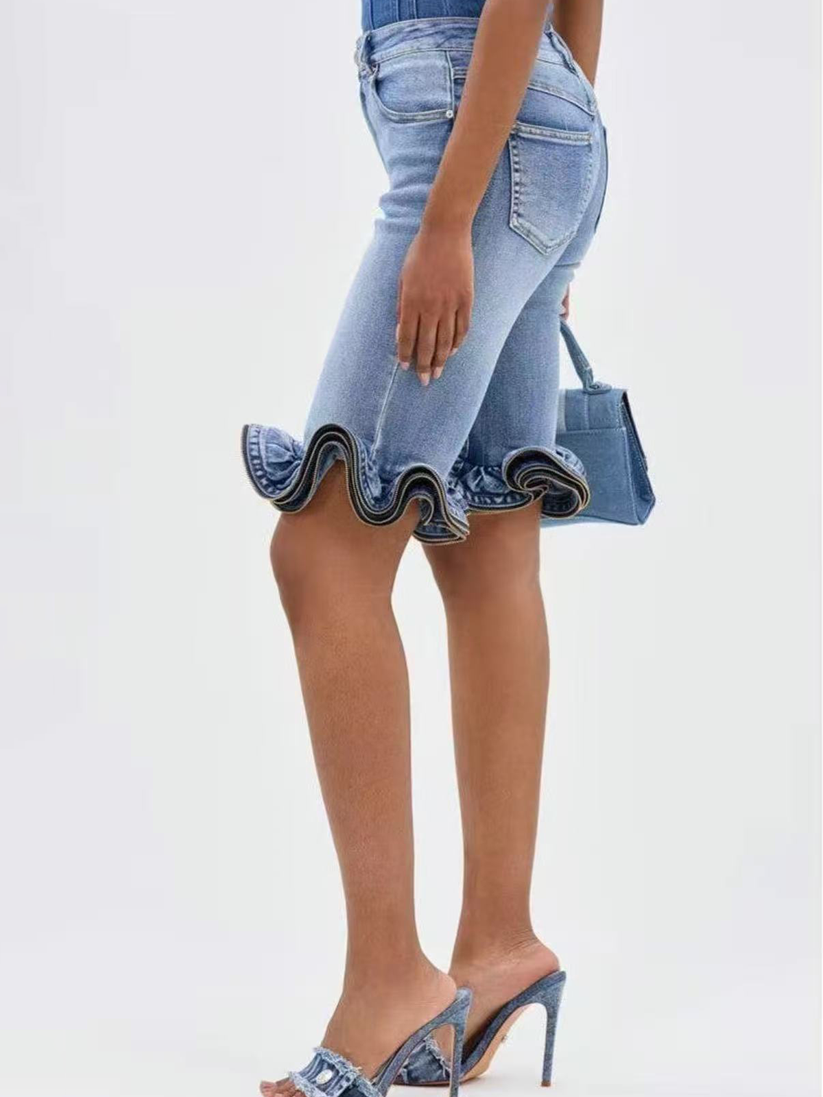 High Waisted Wave Ruffle Hem Slim Denim Shorts