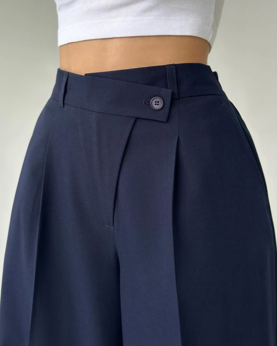 High-Waisted Wide-Leg Pleated Trousers for Women
