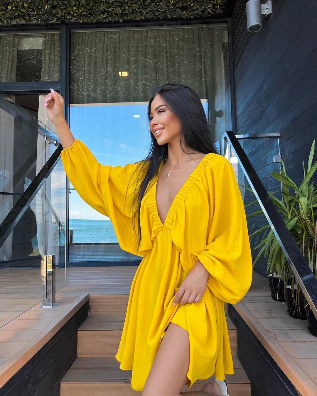 V-Neck Lantern Sleeve Dress â€?Loose Fit Long Sleeve Casual Dress