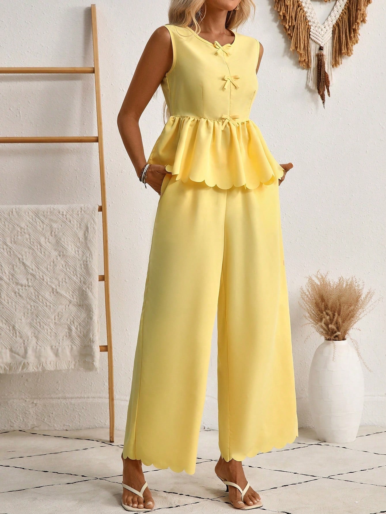 Two Pieces Outfits For Daily Wear