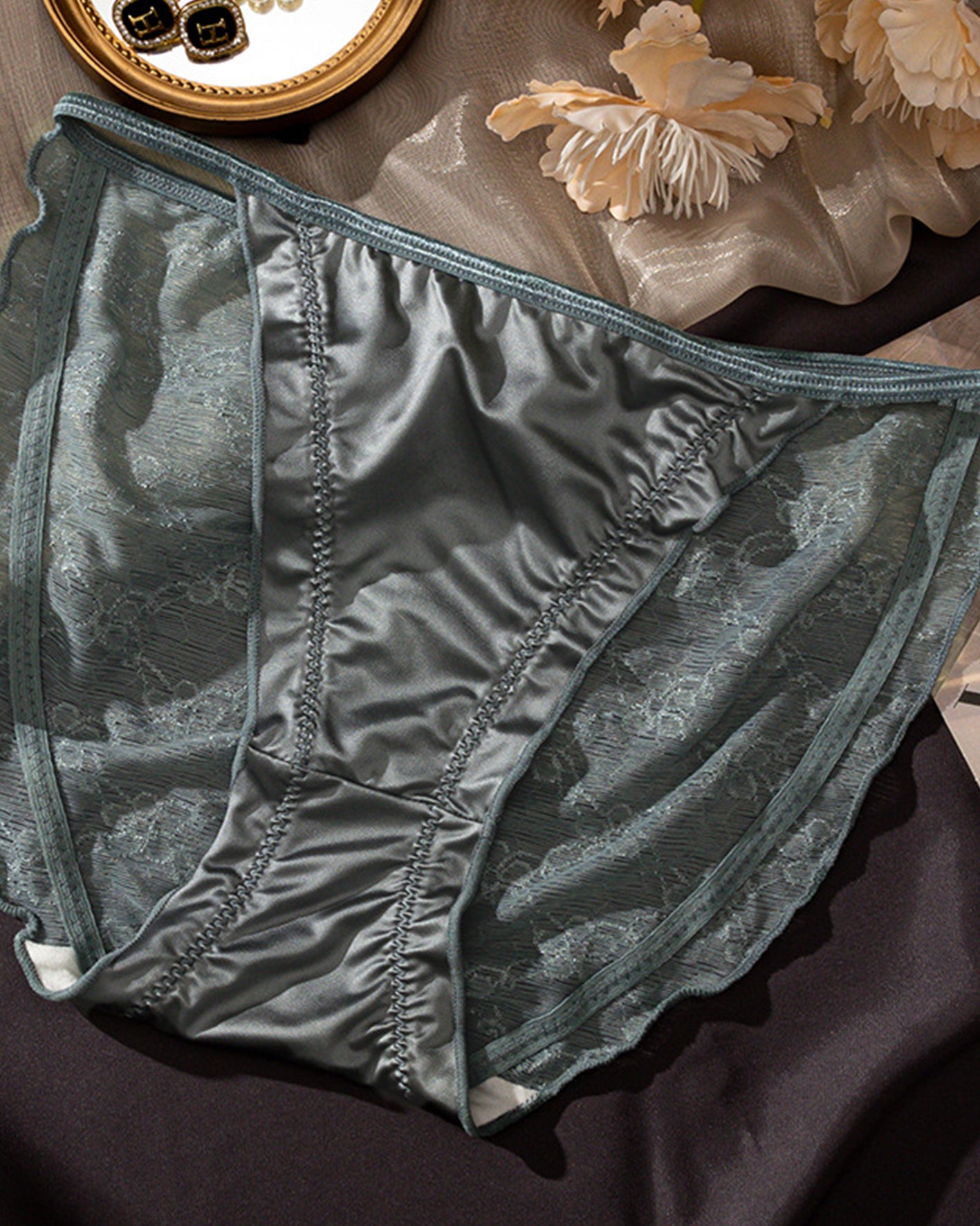 Vintage Lace Lace Panties