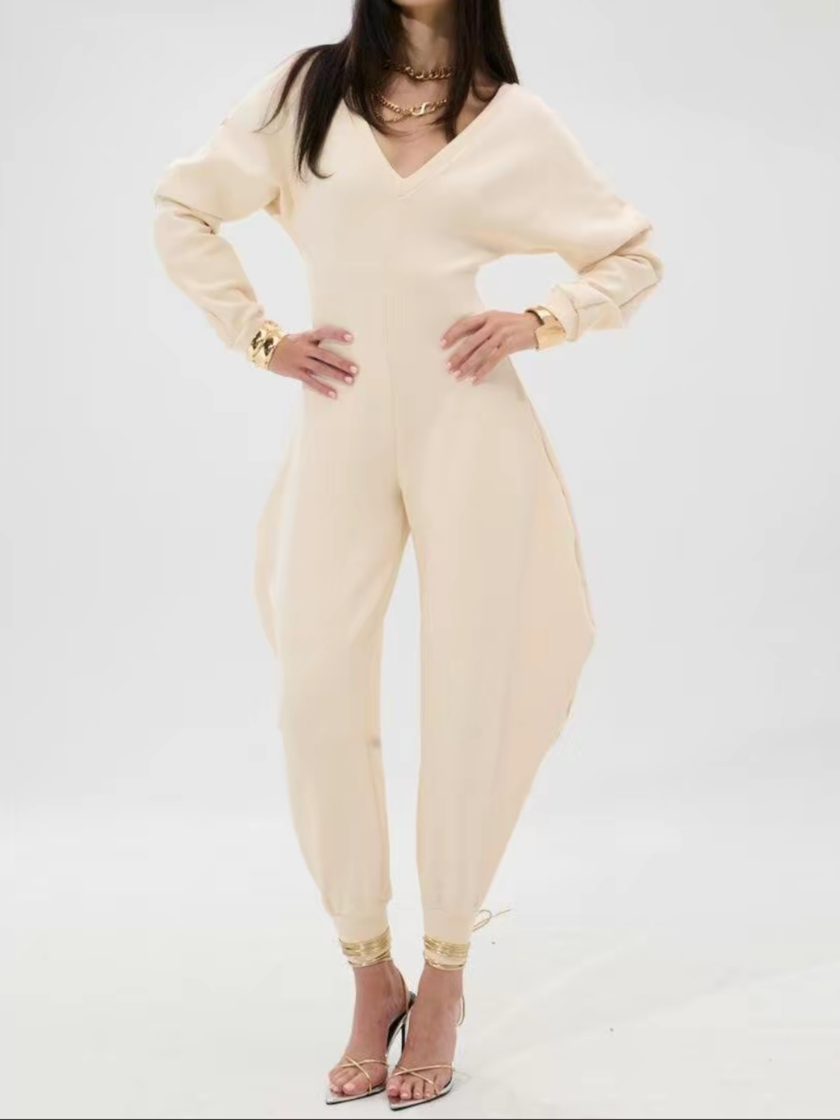 V-Neck Slim Long-Sleeved Jumpsuit
