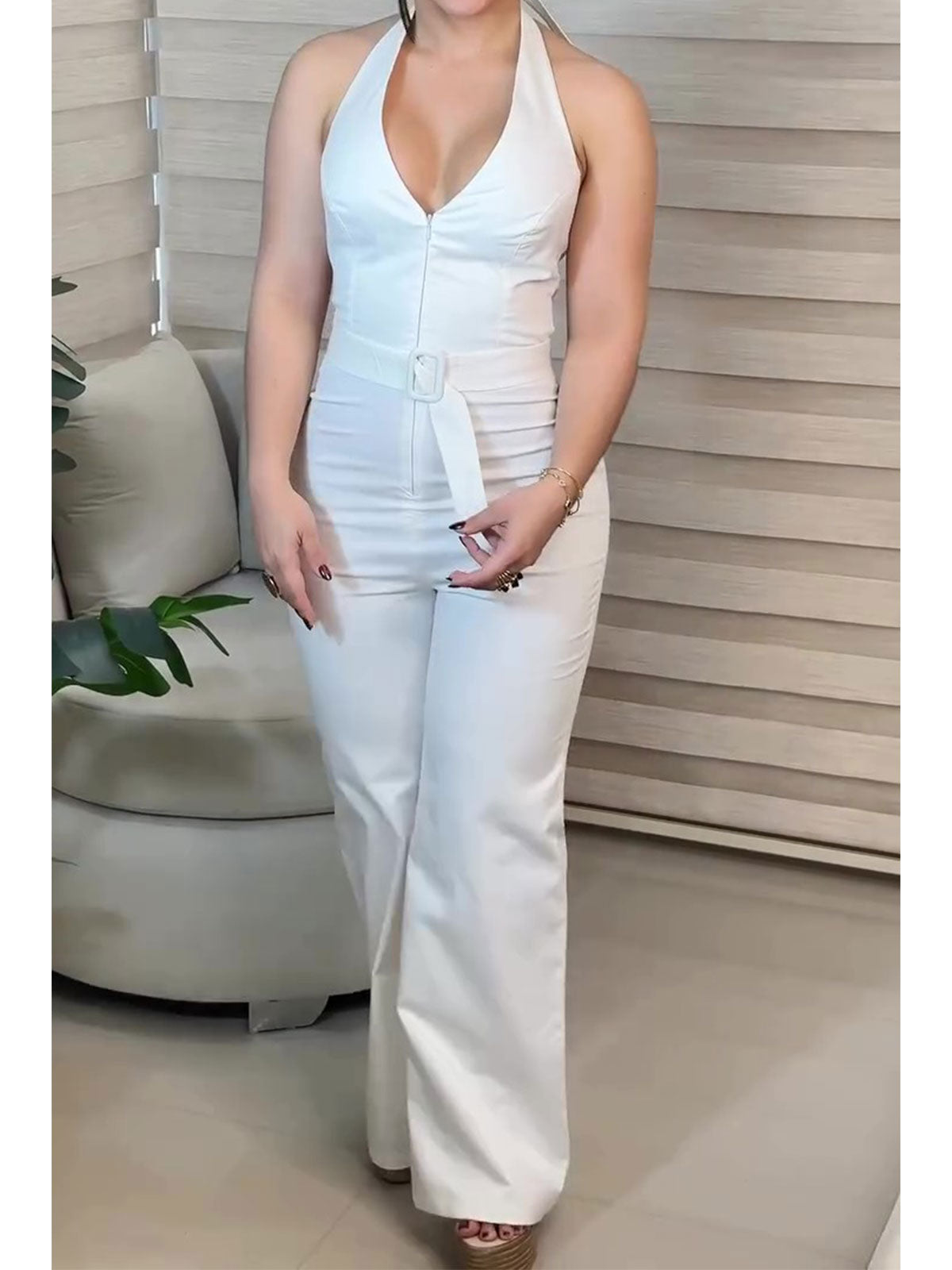 Sleeveless V-Neck Slimming Jumpsuit