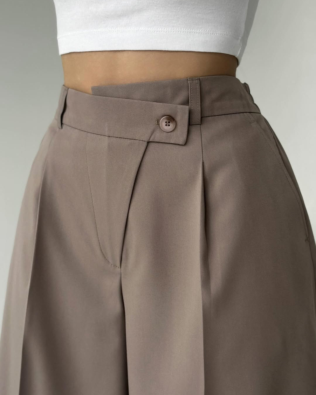 High-Waisted Wide-Leg Pleated Trousers for Women