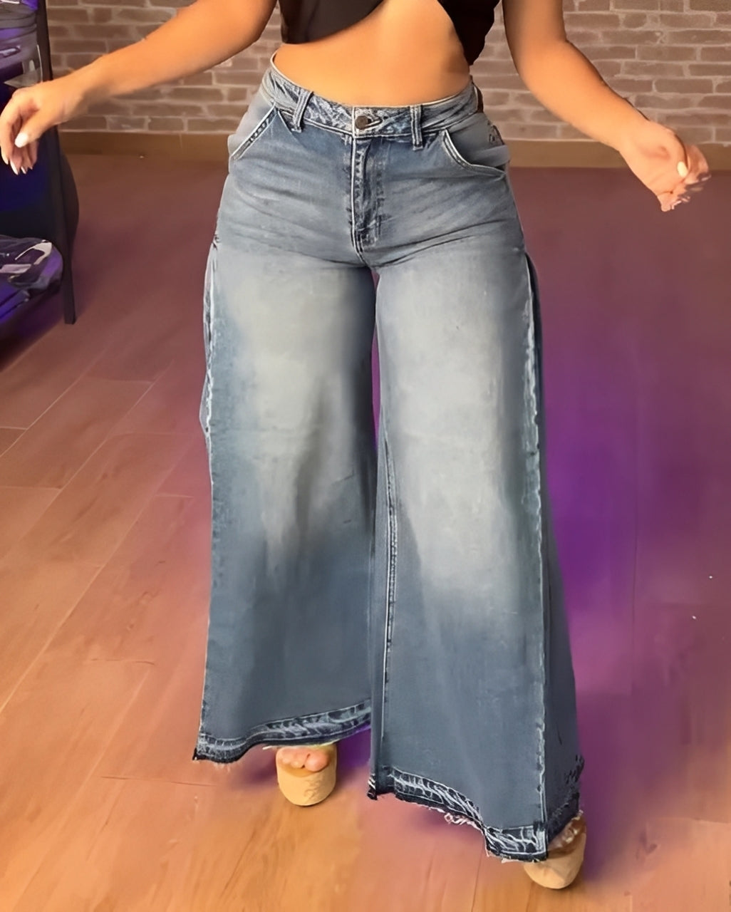 Slim-Fit Loose Wide-Leg Jeans