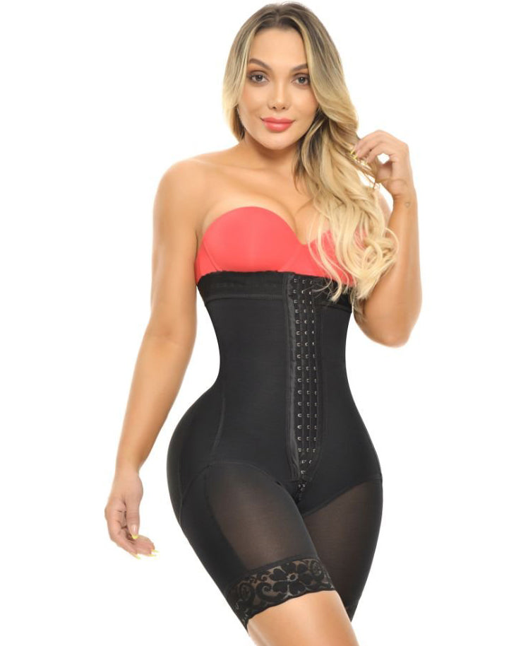 HALF-LEG STRAP SHORT GIRDLE WITH 3 ROWS OF MAGIC ENHANCEMENT SNAPS
