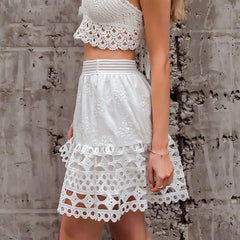 Short A-line embroidered floral skirt