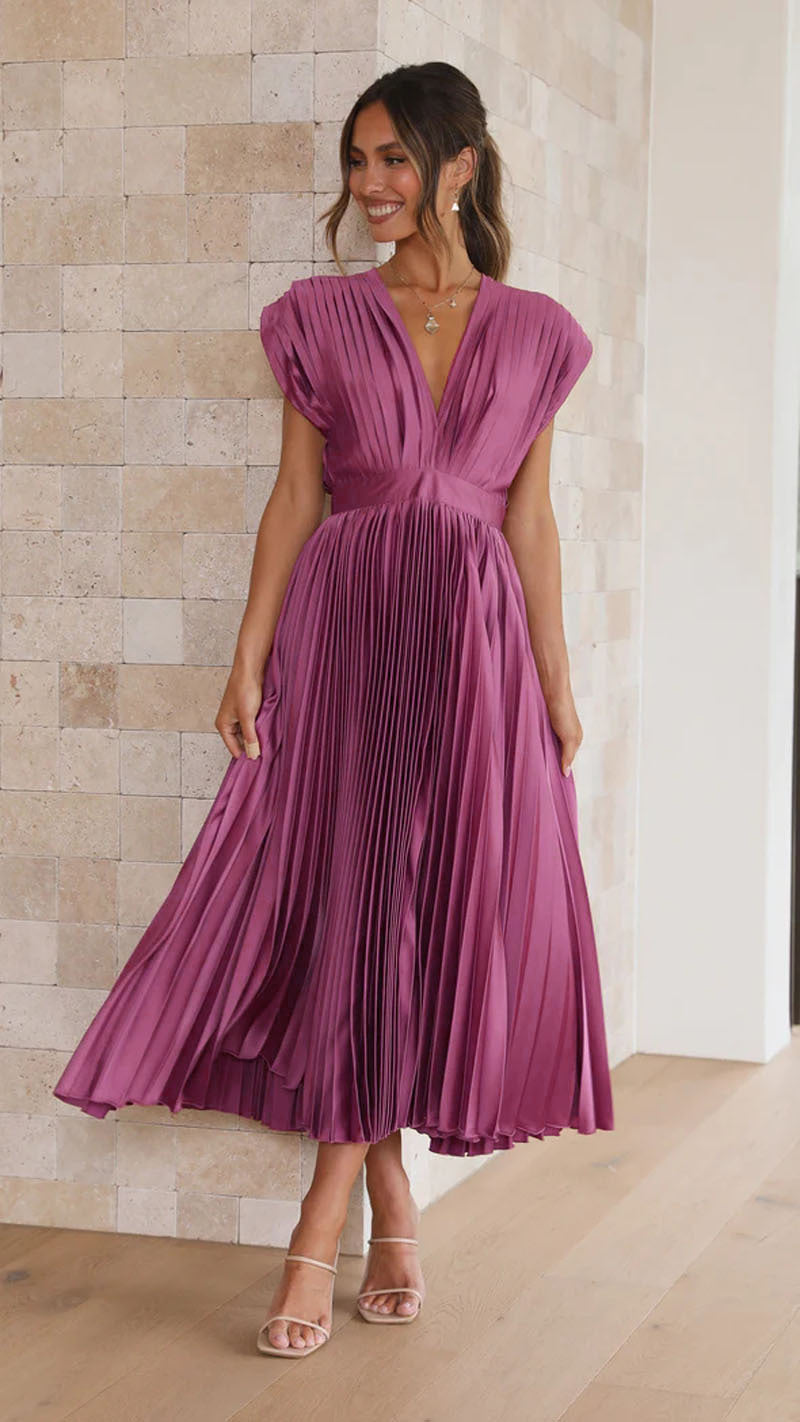 V-Neck Pleated Sleeveless Dress â€?Casual Loose Fit with Zip Detail