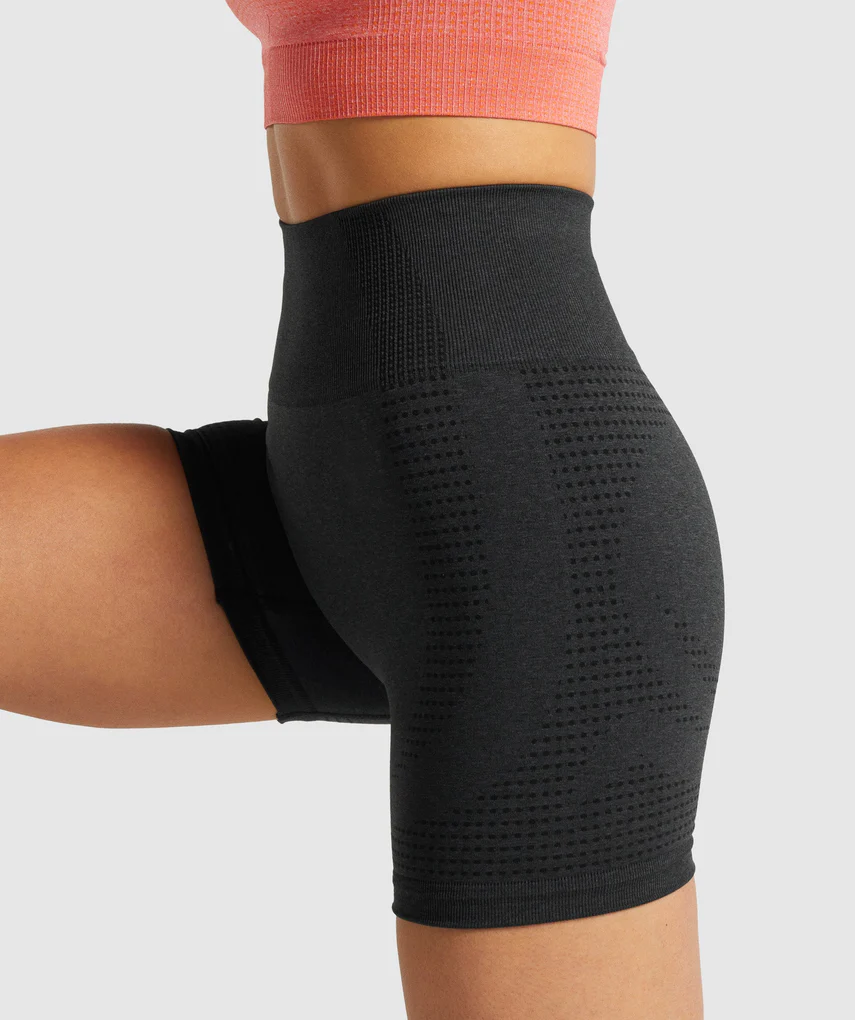 Seamless yoga shorts