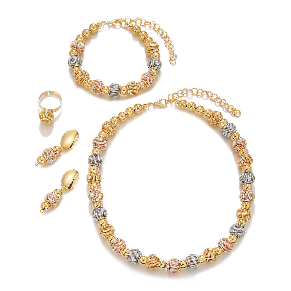 Contrast Large Round Bead Necklace