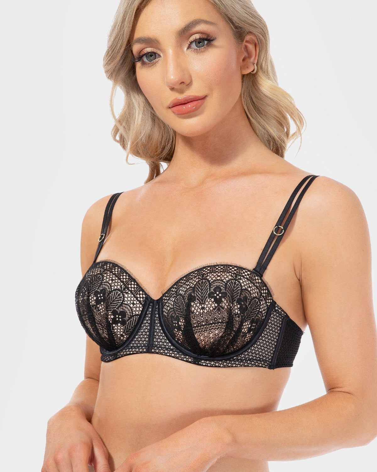 PUSH UP FULL FIGURE STRAPLESS PLEATED LACE MULTIWAY BRA