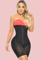 HALF-LEG STRAP SHORT GIRDLE WITH 3 ROWS OF MAGIC ENHANCEMENT SNAPS