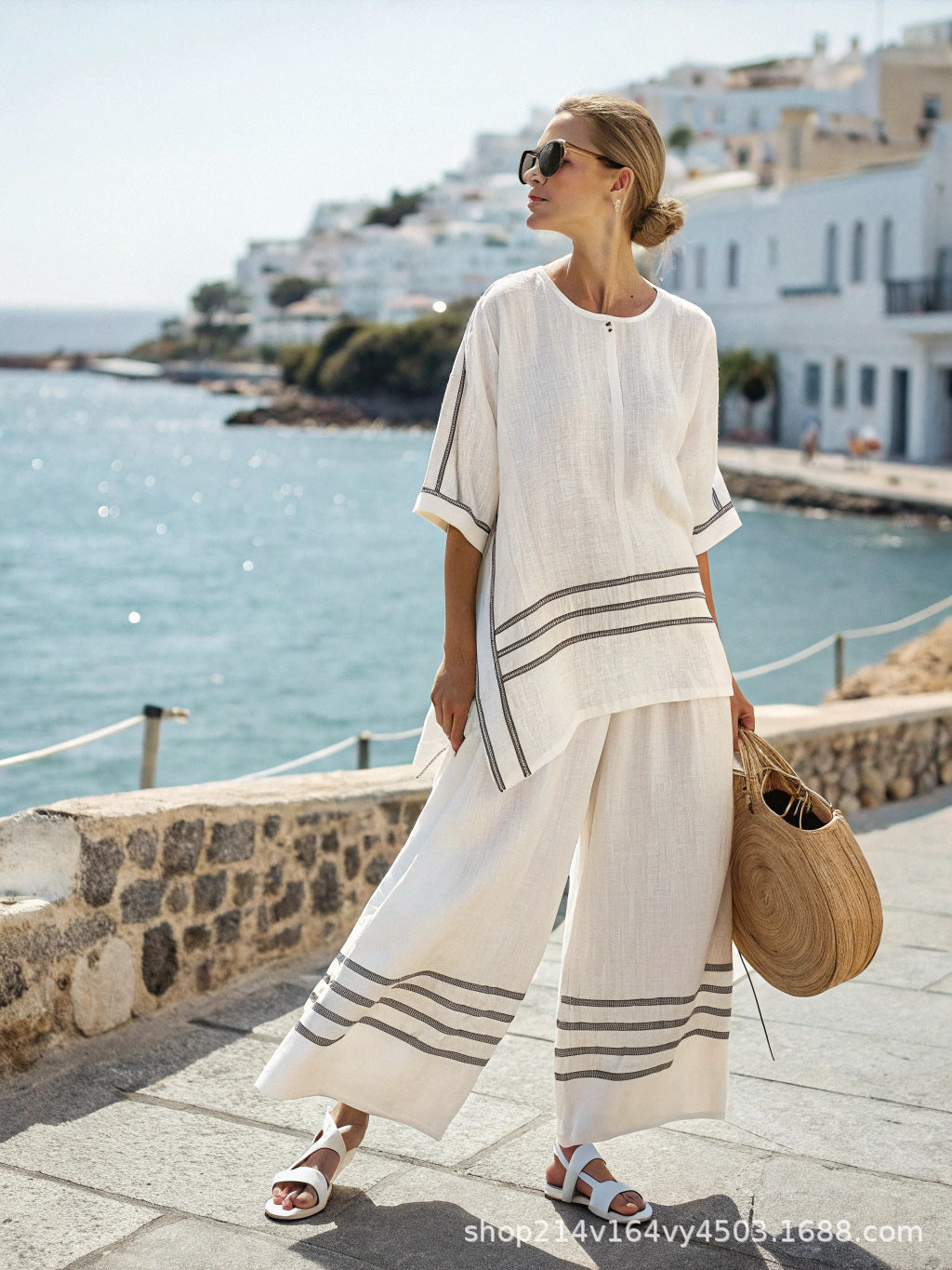 Striped Suits Loose Batwing Sleeve T-shirt And Solid Straight-leg Pants