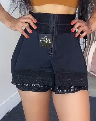 High-waisted two-layer lace paneled hip-lifting shorts