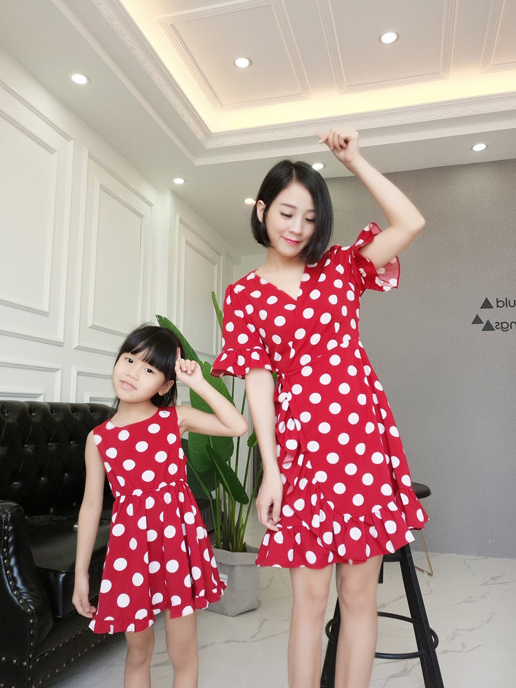 Family Matching Sand Beach Dress Set â€?& Kids' Short Sleeve Polka Dot Dresses