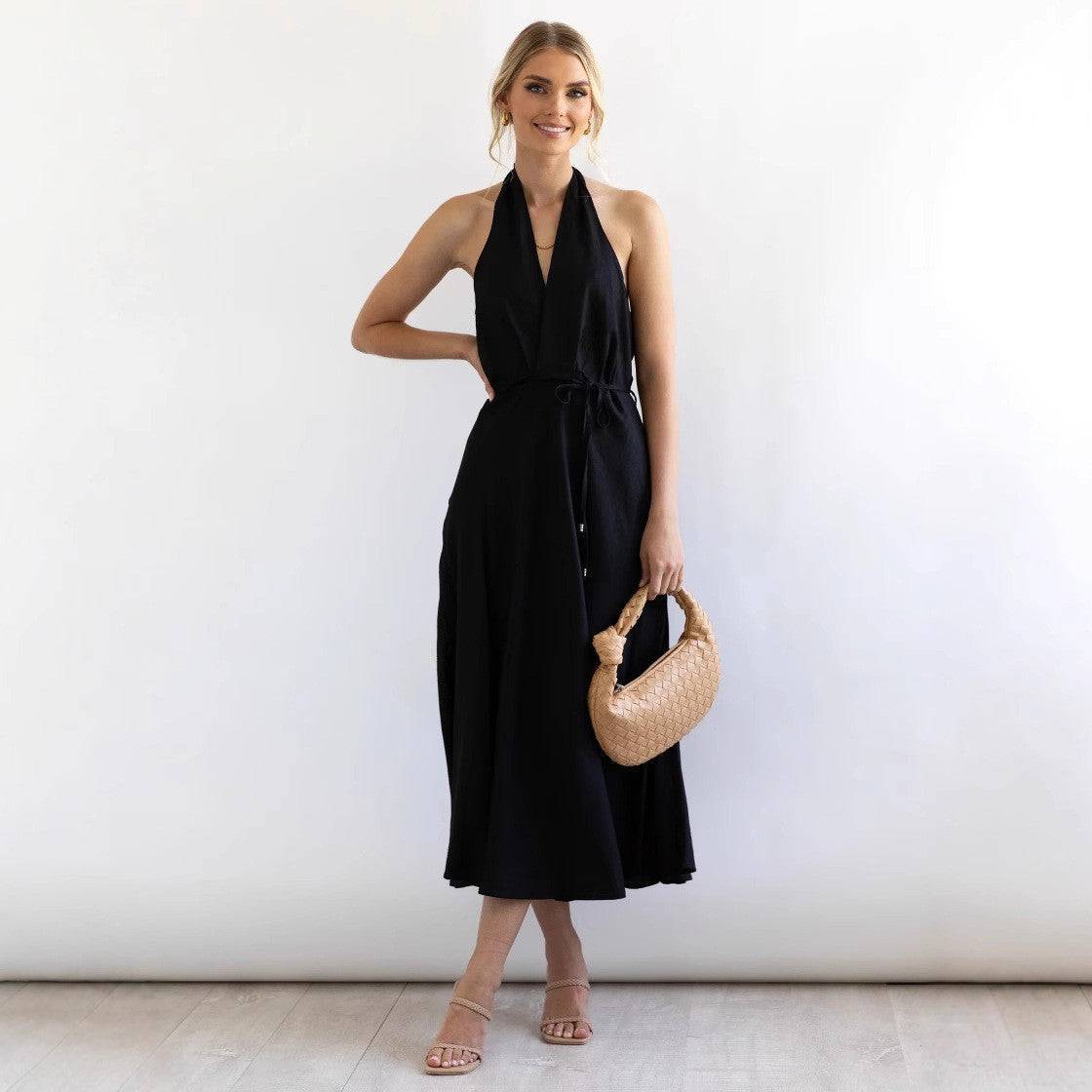 Halterneck Backless Dress