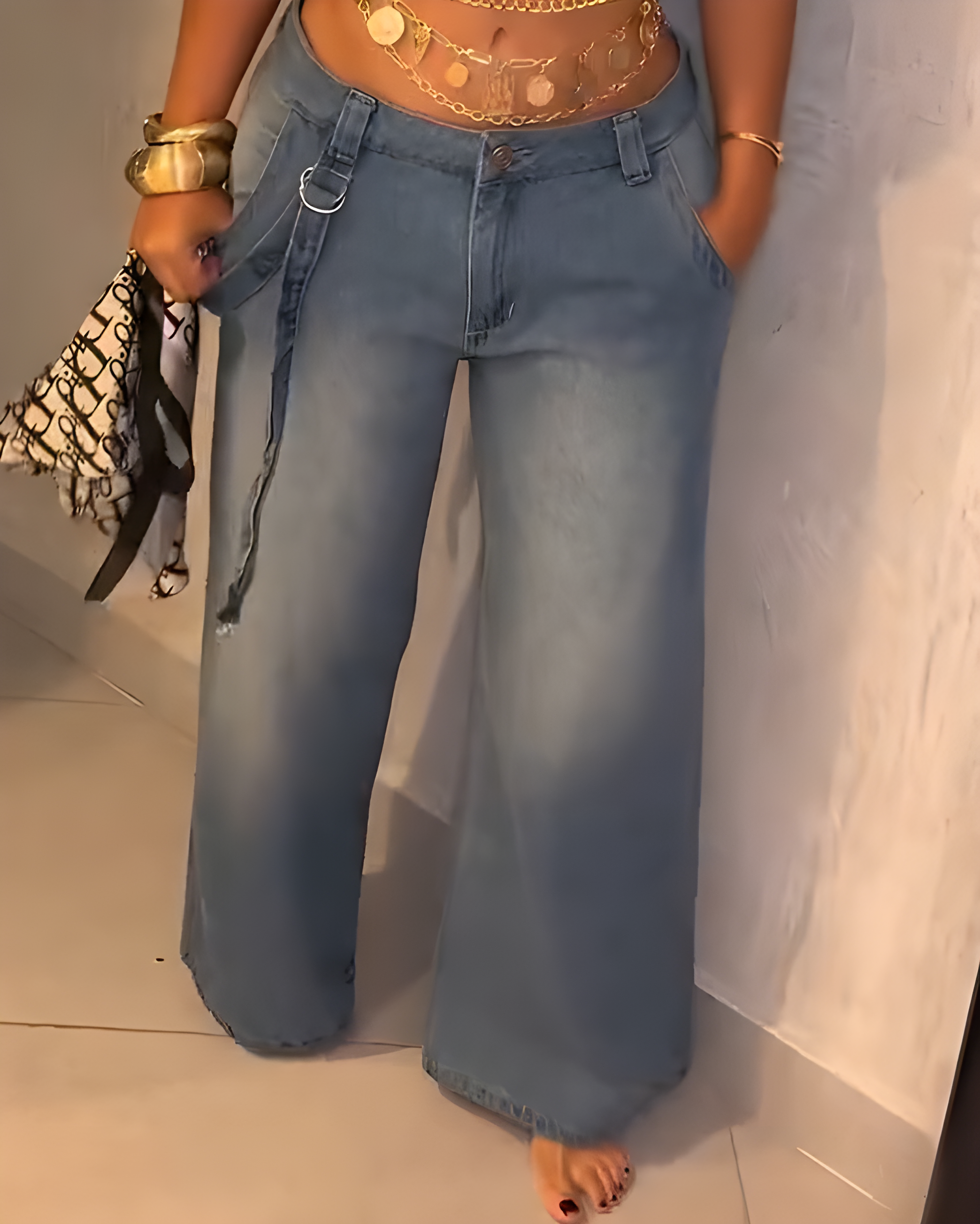 Fashionable Slim Cargo Style Wide-Leg Denim Jeans