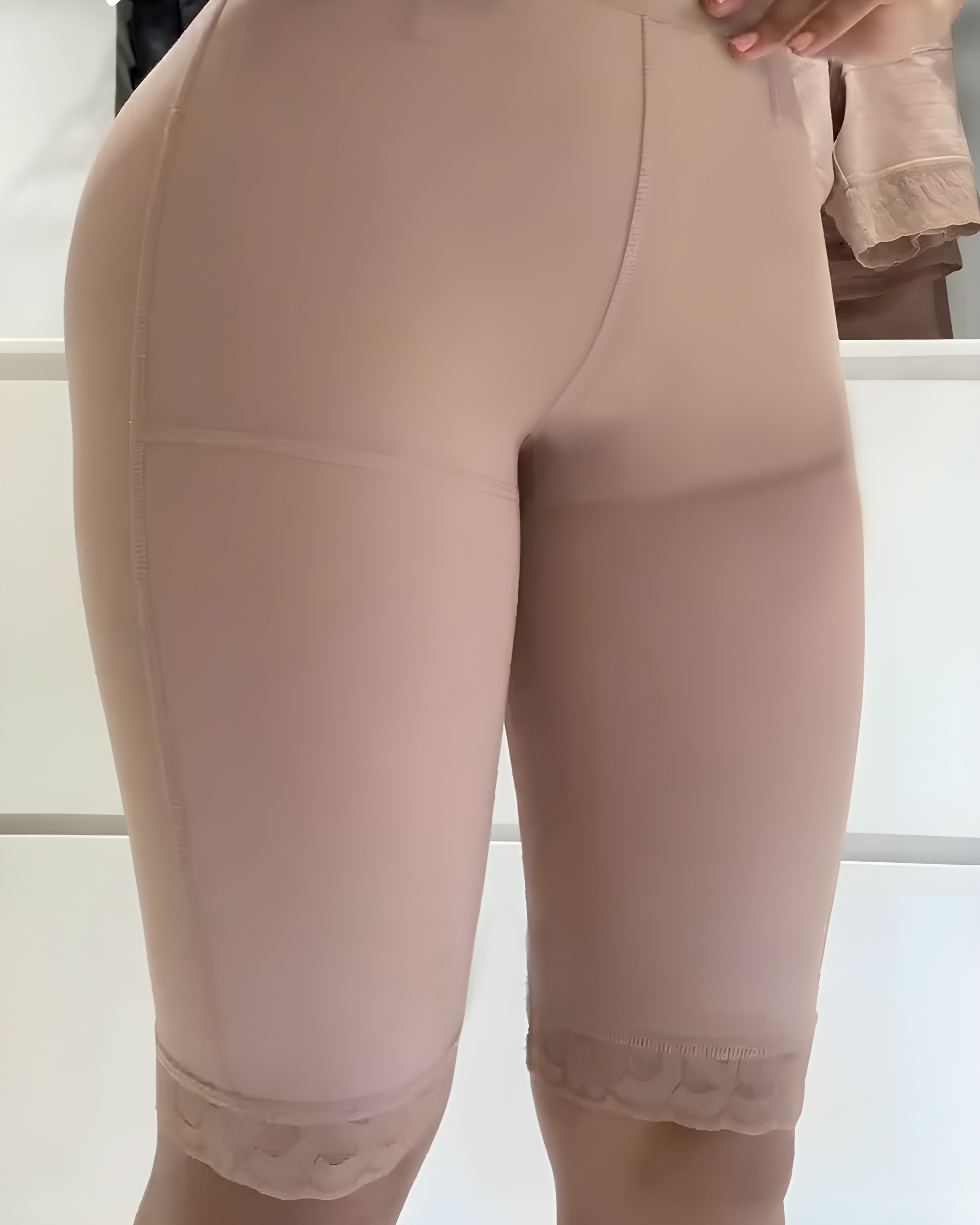 Hip-Lifting Mid-Length Shaping Pants