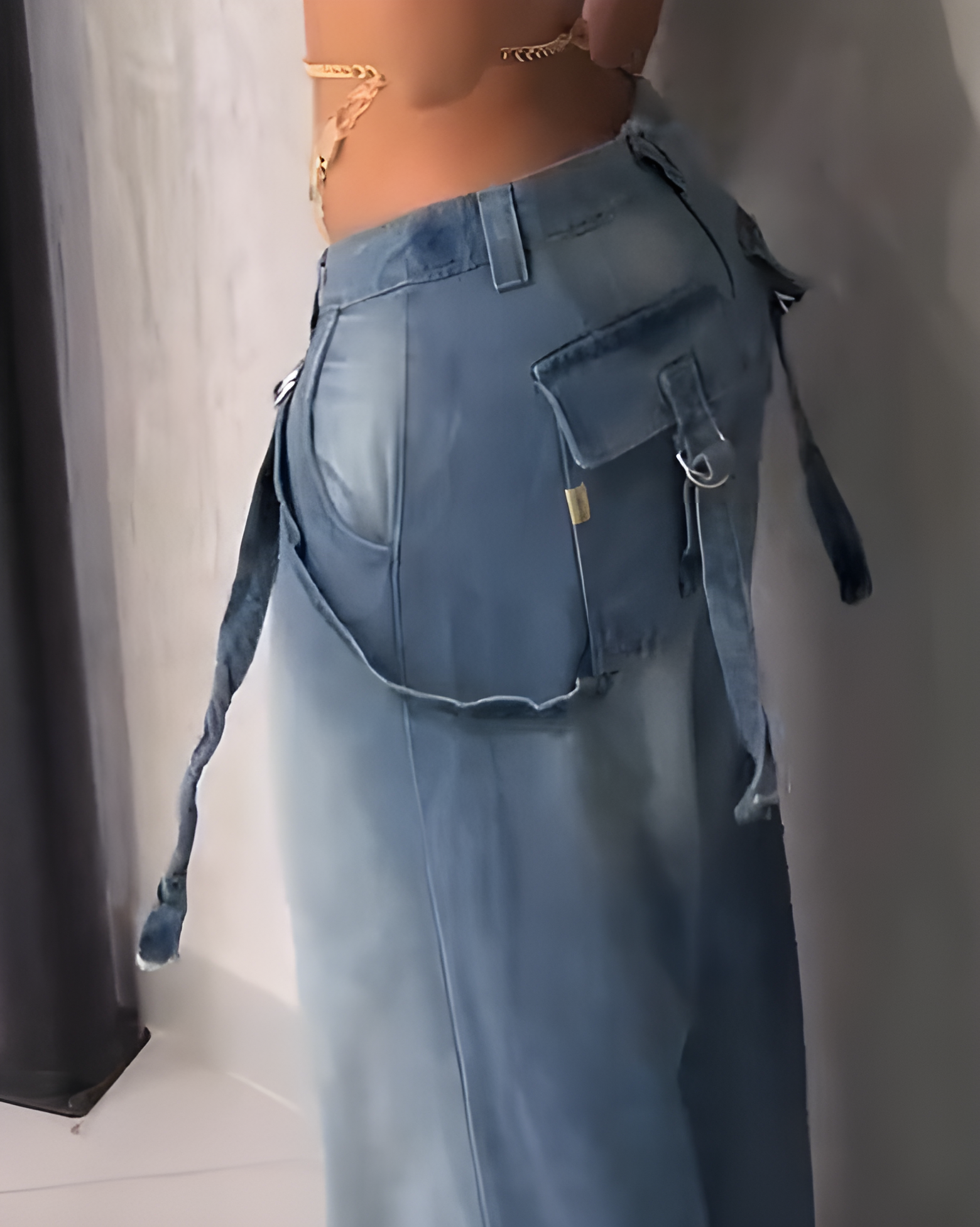 Fashionable Slim Cargo Style Wide-Leg Denim Jeans
