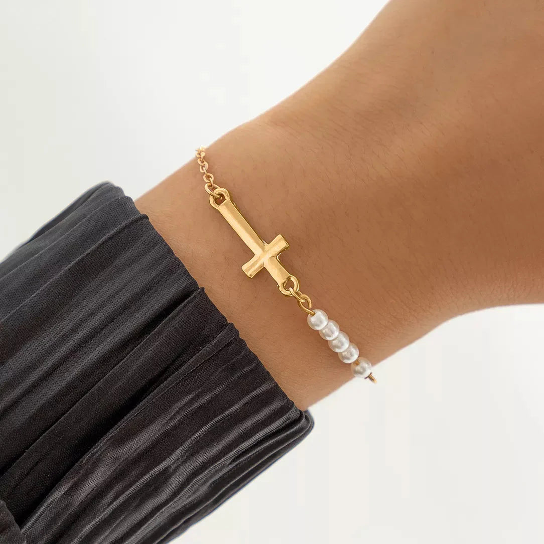 Ama Cross-Motif with Pearl Bracelet - Gold or Silver