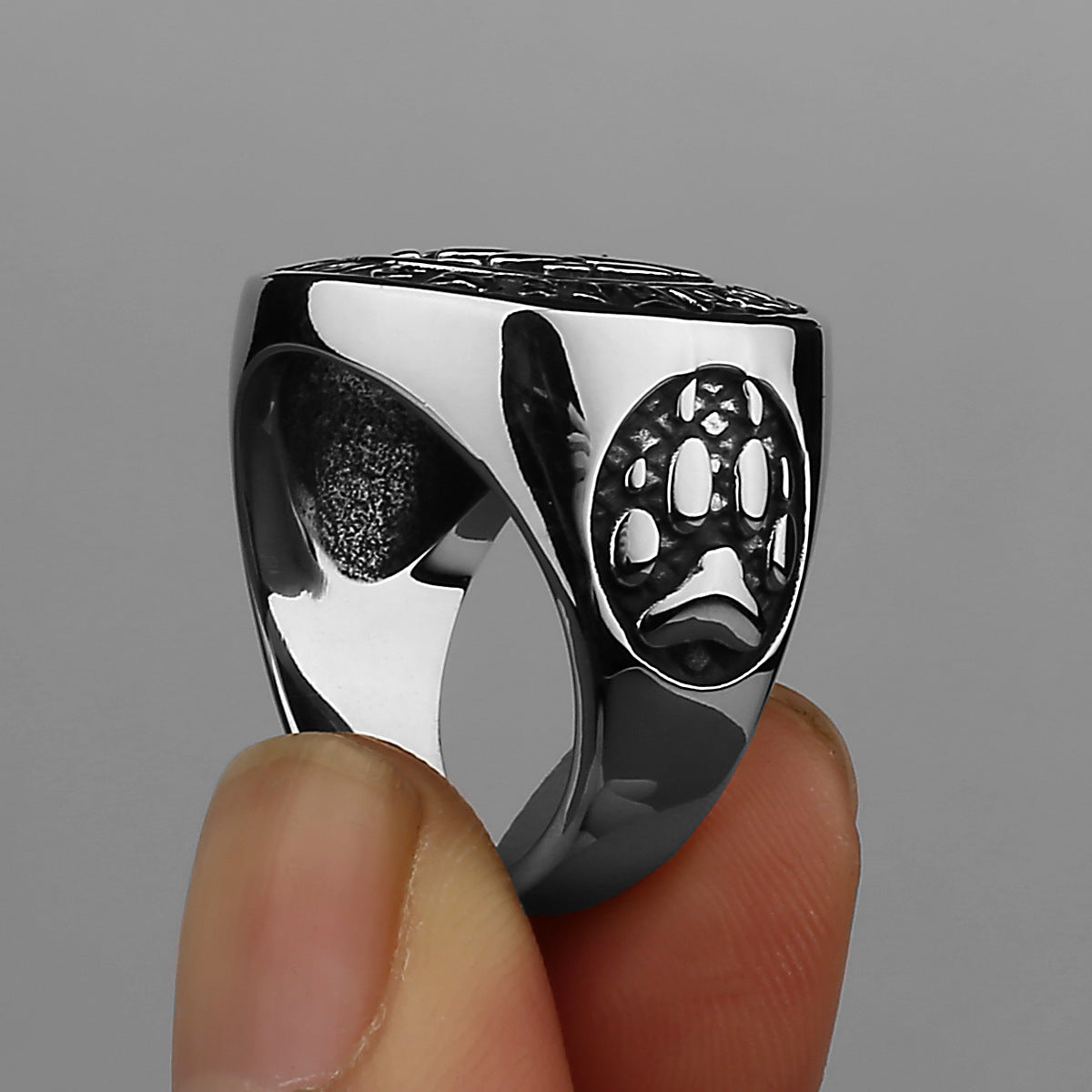 Bear Claw Rune Ring