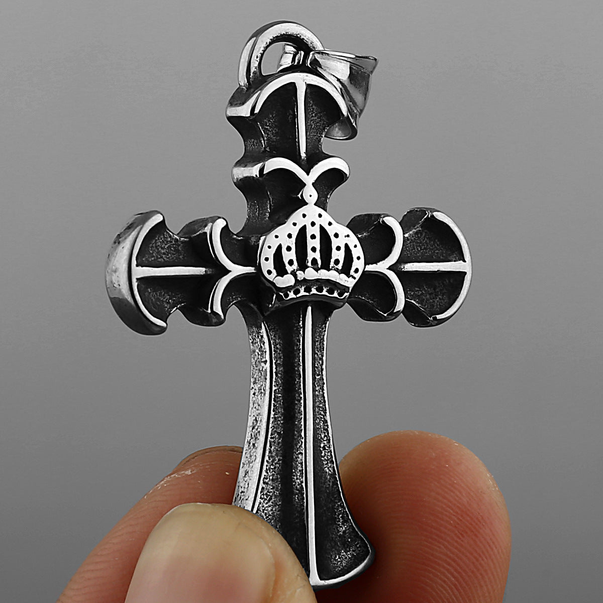 Crown Cross-Motif Necklace