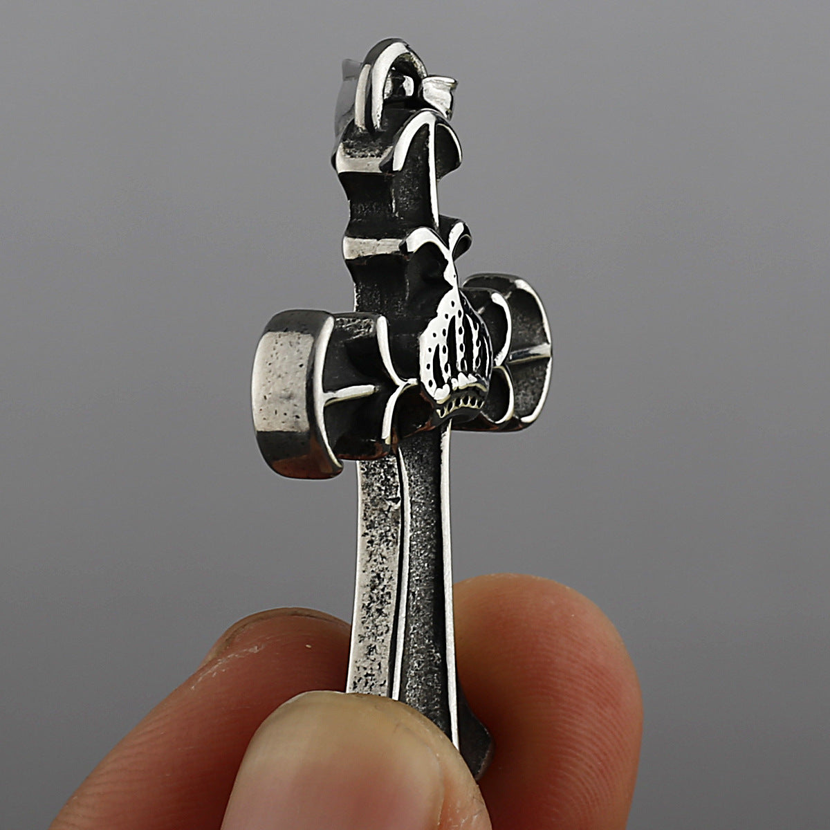 Crown Cross-Motif Necklace