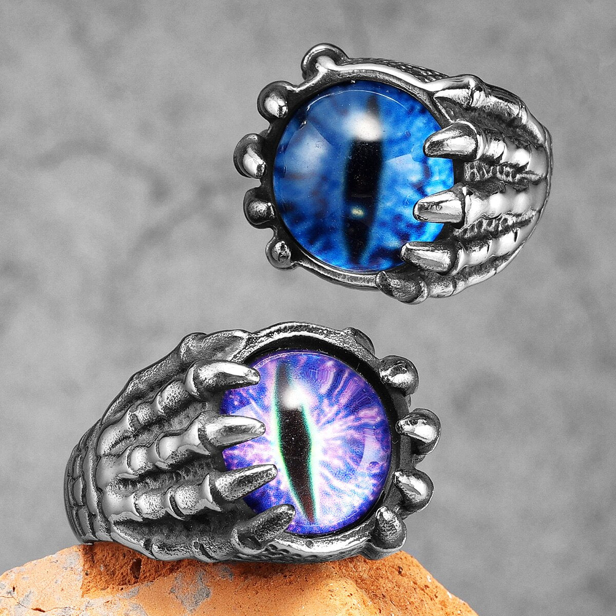 Devil Eye Skull Claw Ring