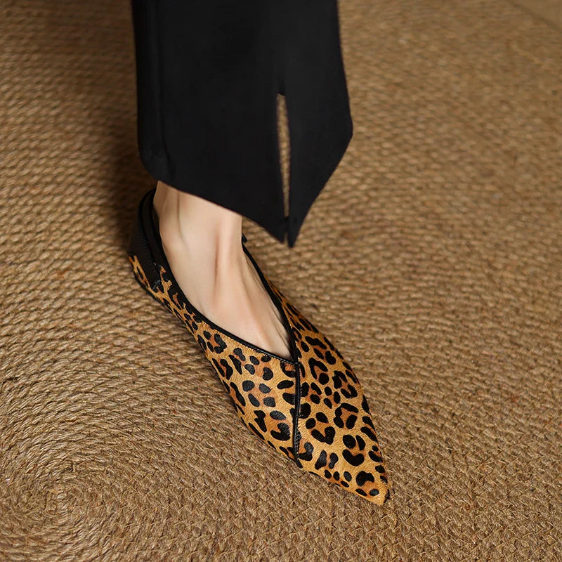 Dylla Pointed Tulip Wrap Flats