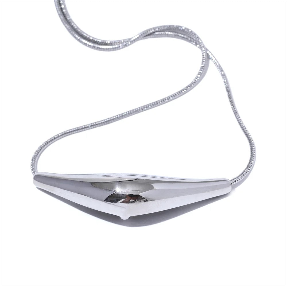 Elegant Clavicle Pendant Choker Necklace 