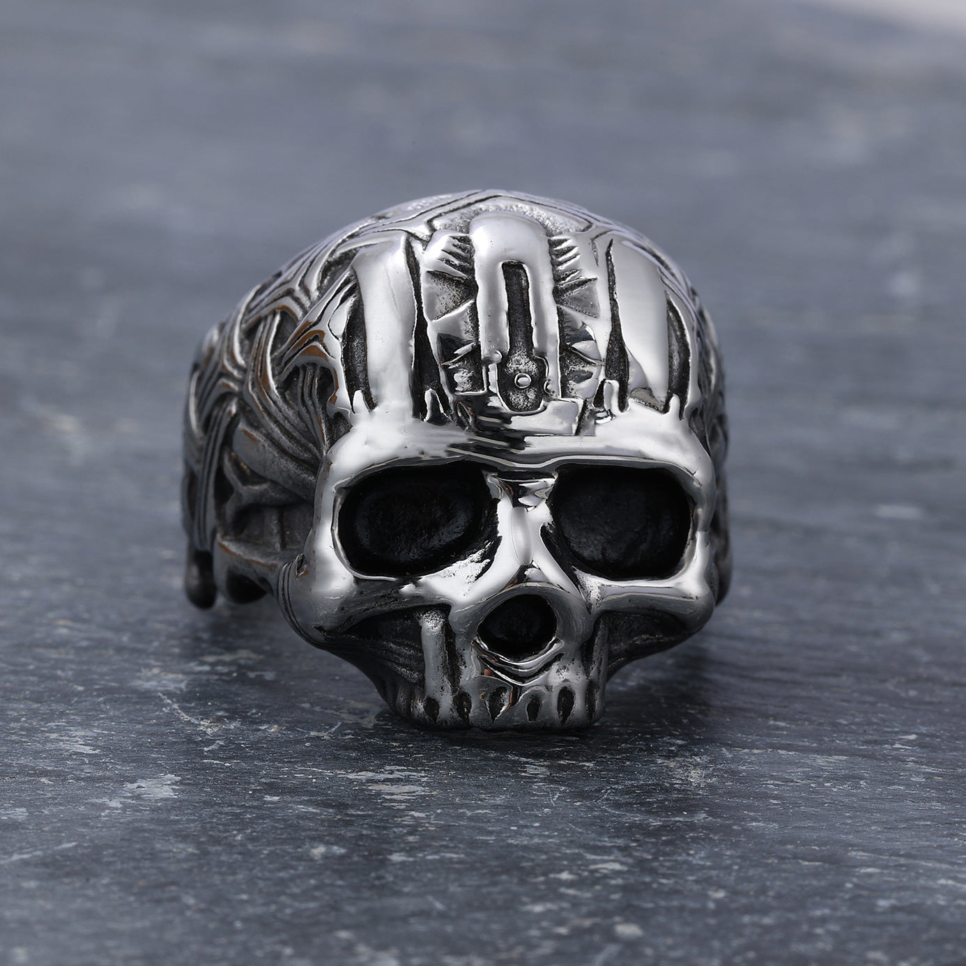 UNISEX Goth Criss-Cross Skull-Motif Ring