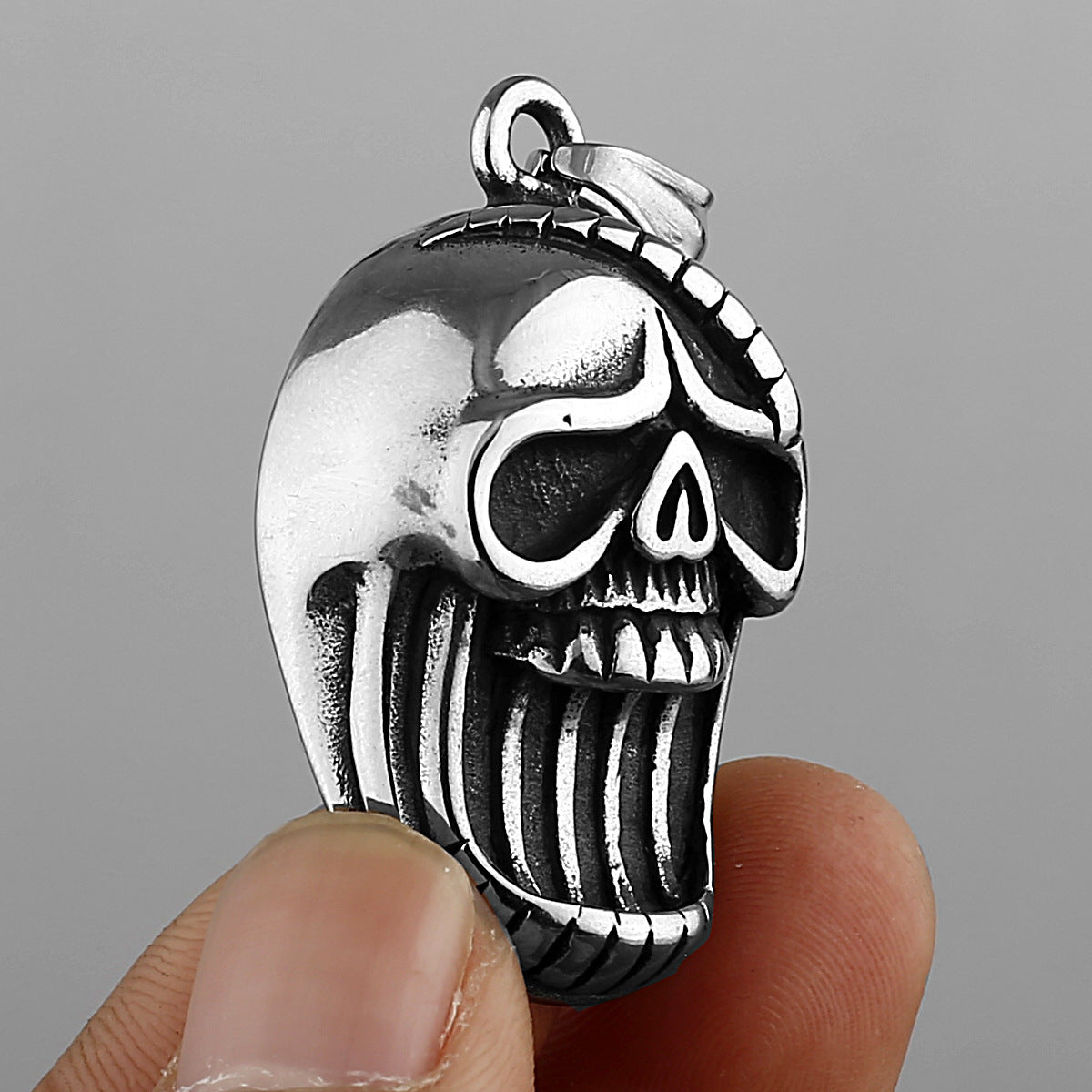 Unisex Goth Skull-Motif Necklace