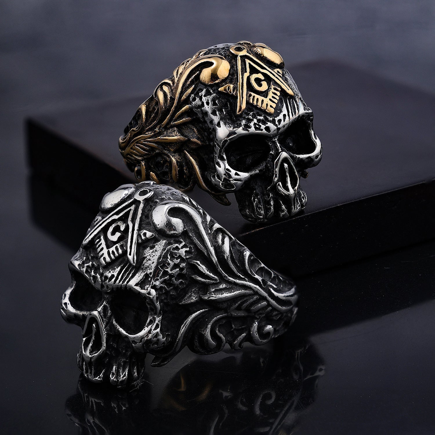 UNISEX Goth Caesar Skull-Motif Ring