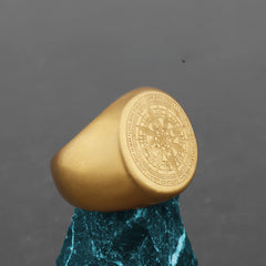 Goth Stone Compass Ring