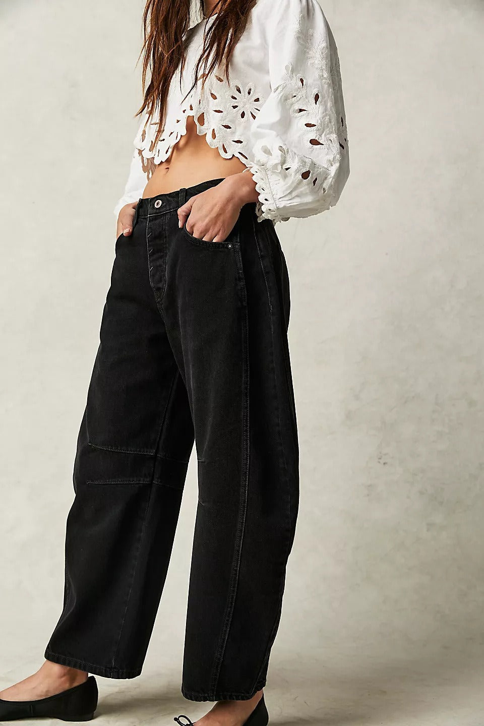 Killia Cropped Wide Leg Barrel Jeans