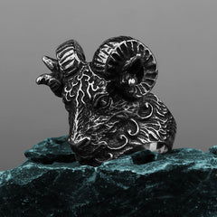 Large-Plate Horned Sheep Ring