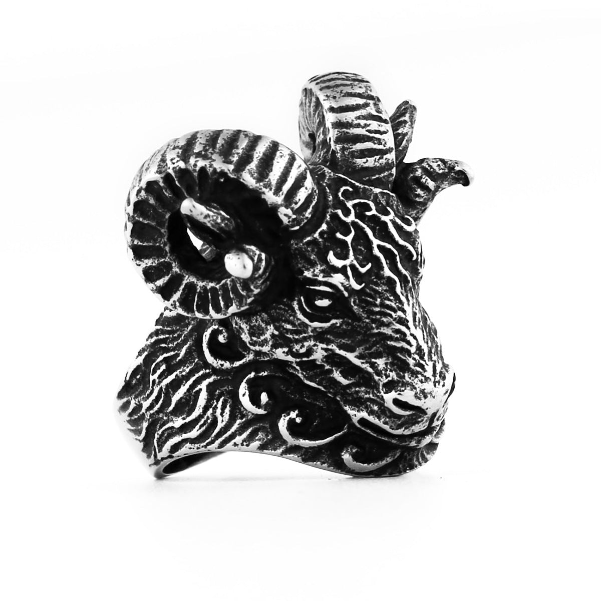 Large-Plate Horned Sheep Ring