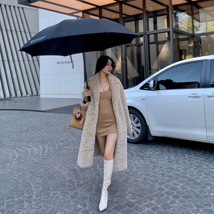Lima Oversize Curly Faux Fur Coat