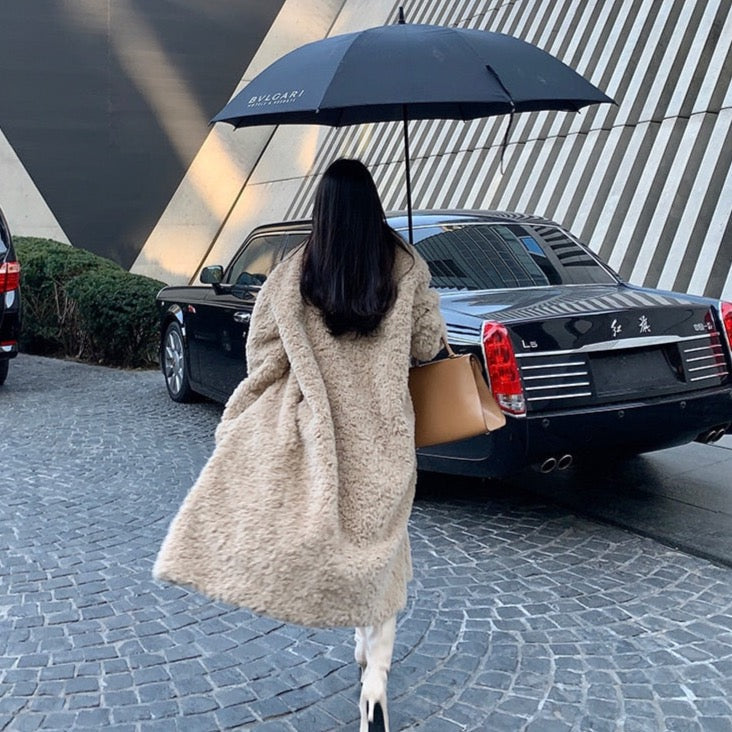Lima Oversize Curly Faux Fur Coat