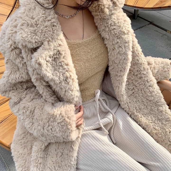 Lima Oversize Curly Faux Fur Coat