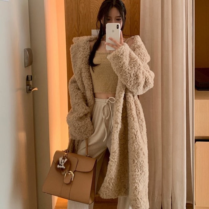 Lima Oversize Curly Faux Fur Coat